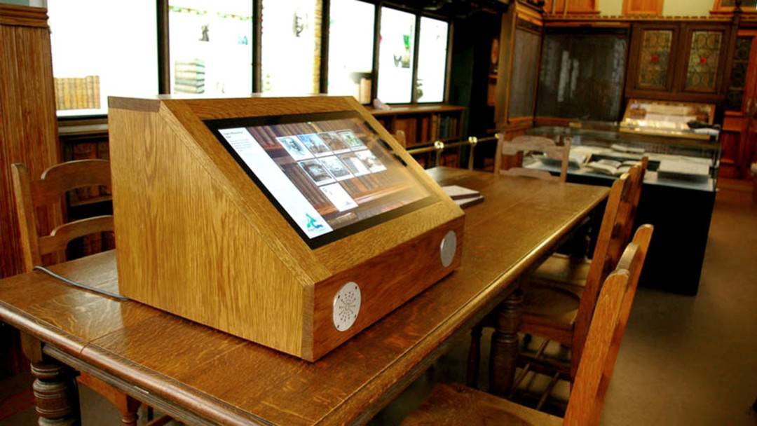 Lightbox 2 & Multi Touch Kiosk – Inglis Memorial Hall Library