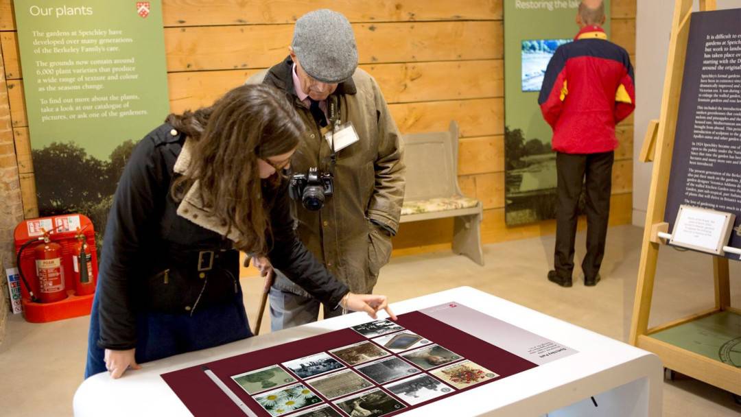 ‘Sleek’ Multi-Touch Table & Software – Spetchley Park & Gardens