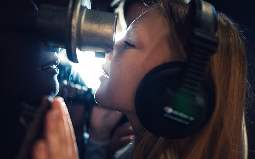 Double Cup Headphones – Danish Welfare Museum