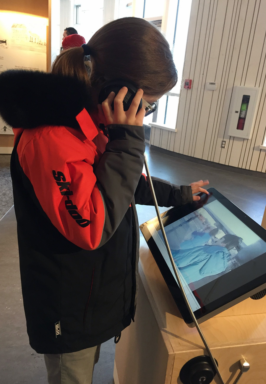 Single Cup Headphone paired with bespoke screen kiosk at Illusauk Cultural Centre