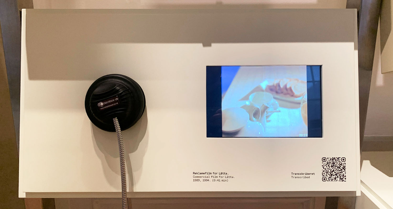 Single Cup Headphone installed at Medicinsk Museion